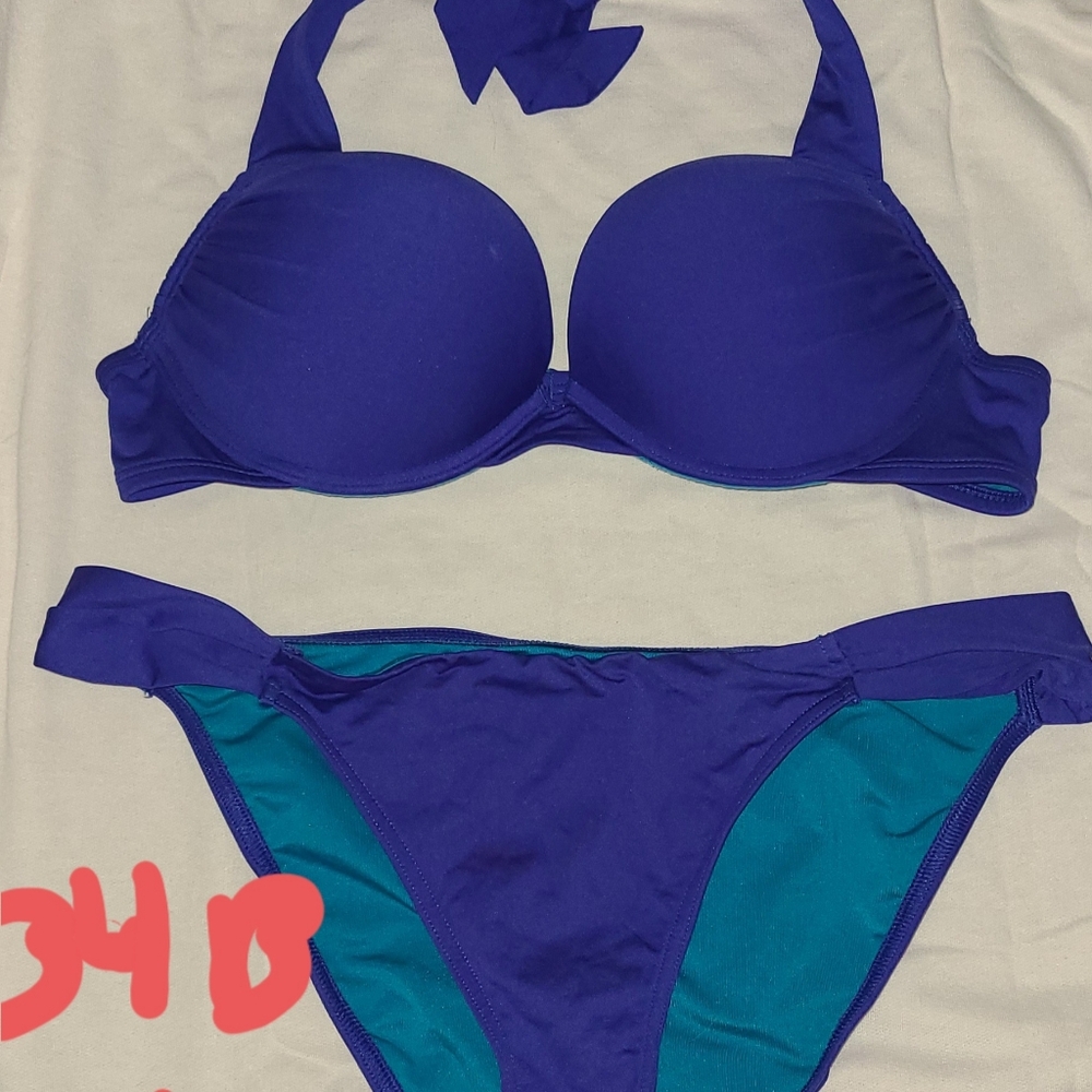 Bombshell  Victoria's secret bathing suit